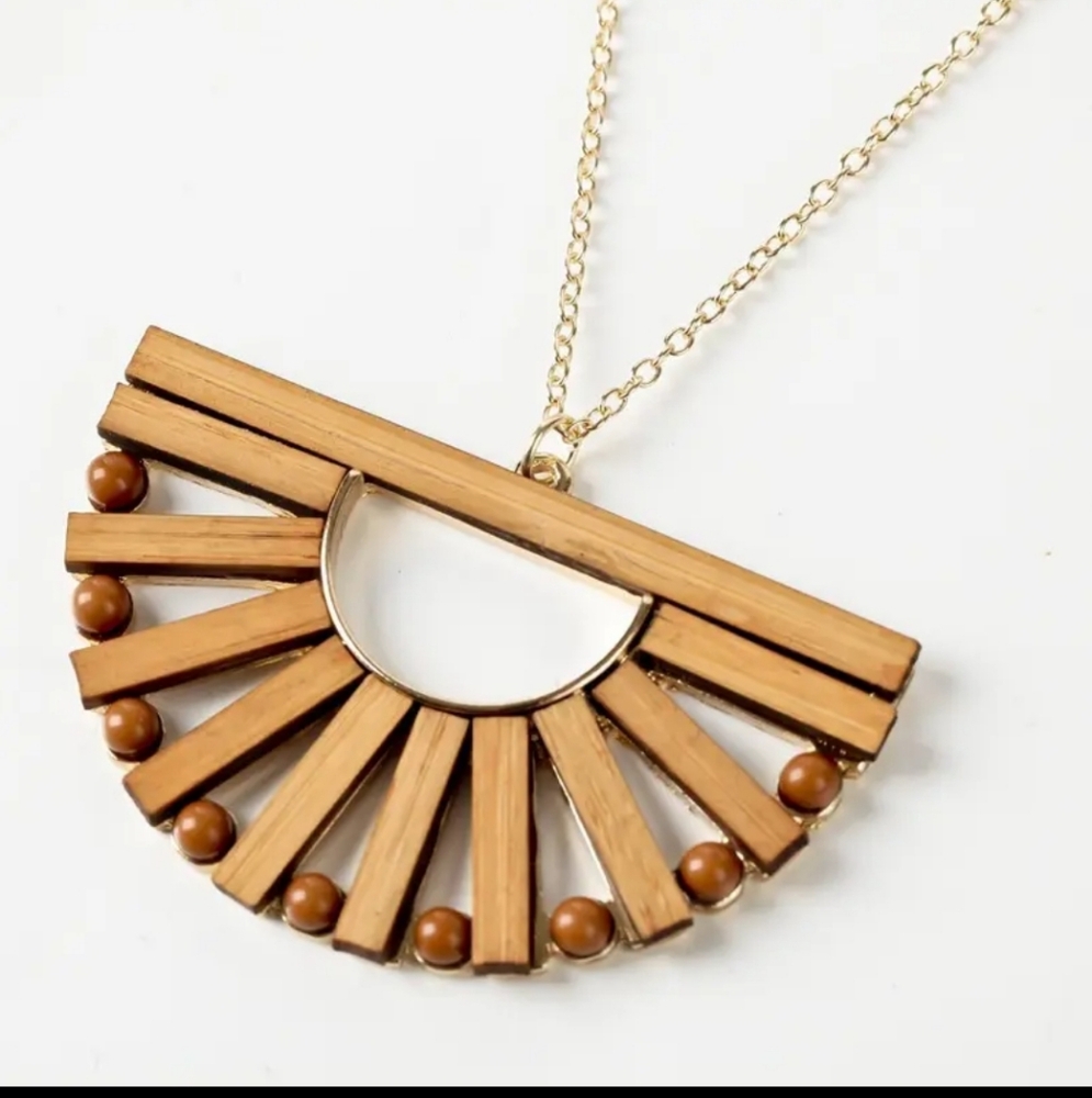 Elegant Gold and Brown Necklace - Picture 1 of 2